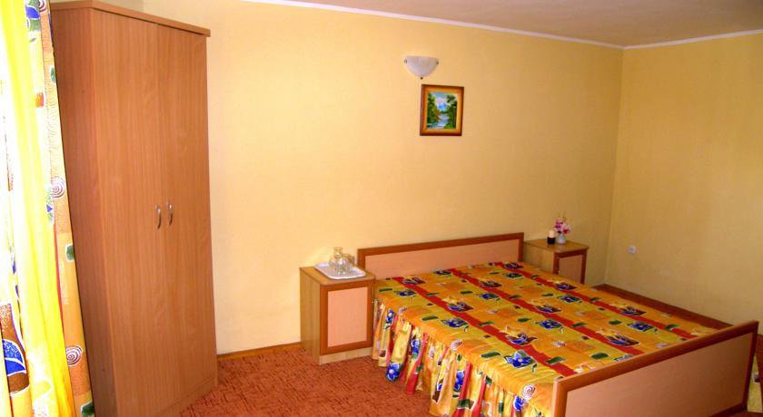 Гостиница Априори Витязево