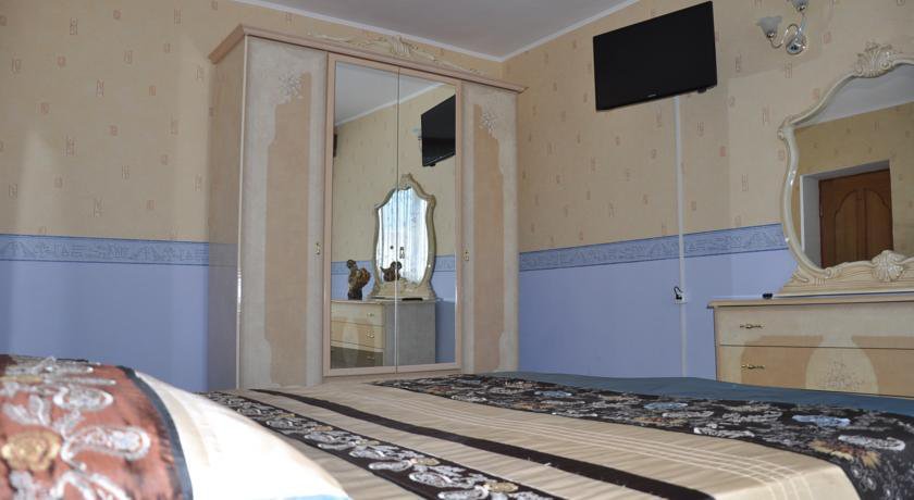 Гостиница Априори Витязево